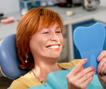 You Can Look Younger With Cosmetic Dentistry