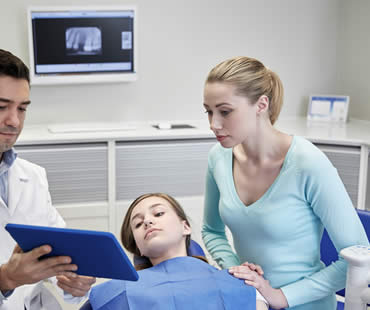 Should an Endodontist Perform Your Root Canal Treatment?