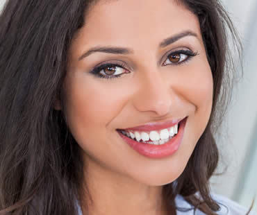Teeth Whitening and Teeth Bleaching: What's the Difference?